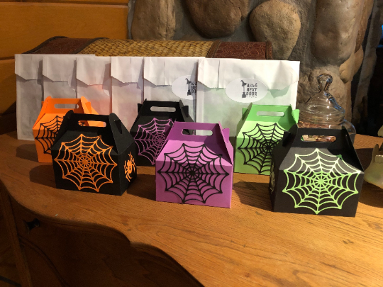 Paper Spider Web Halloween Treat Box Kit-6 pc